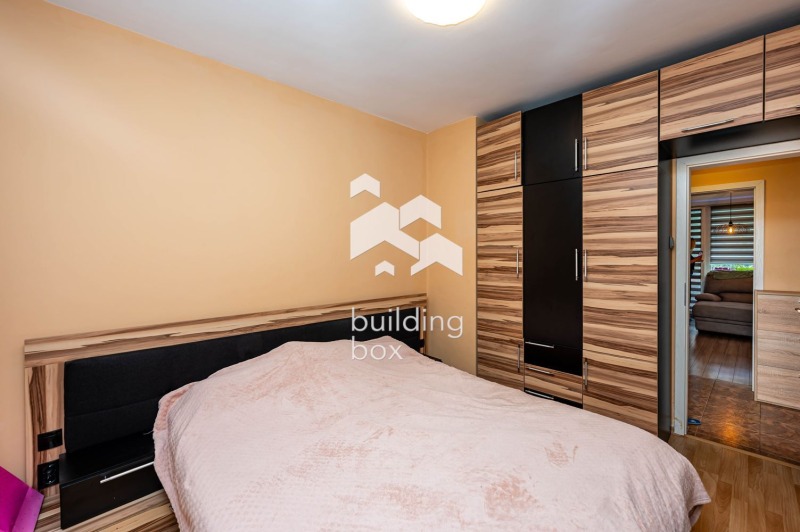 Продава  3-стаен град София , Център , 80 кв.м | 63359007 - изображение [2]