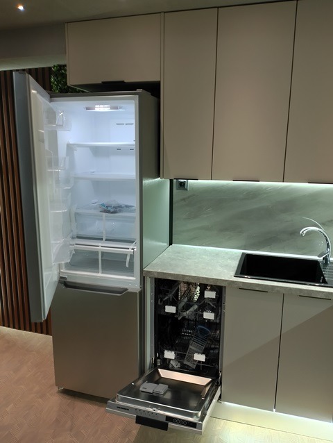 Продава 3-СТАЕН, гр. Плевен, Сторгозия, снимка 2 - Апартаменти - 56313394
