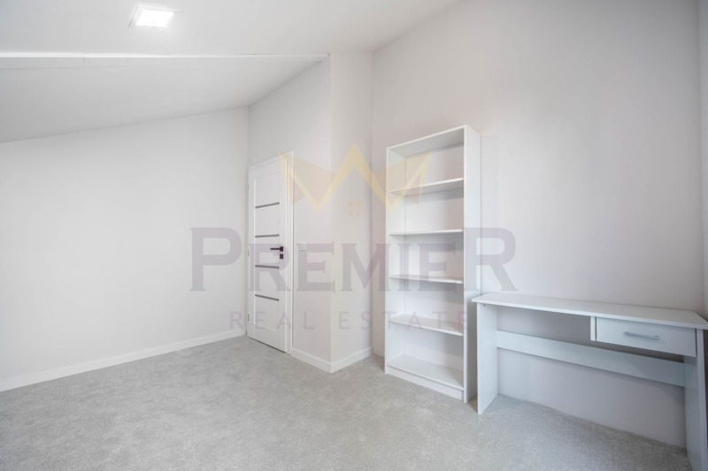 Продава КЪЩА, с. Приселци, област Варна, снимка 13 - Къщи - 52797826