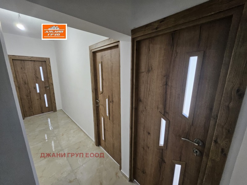 На продаж  2 спальні Шумен , Тракия , 62 кв.м | 32944377