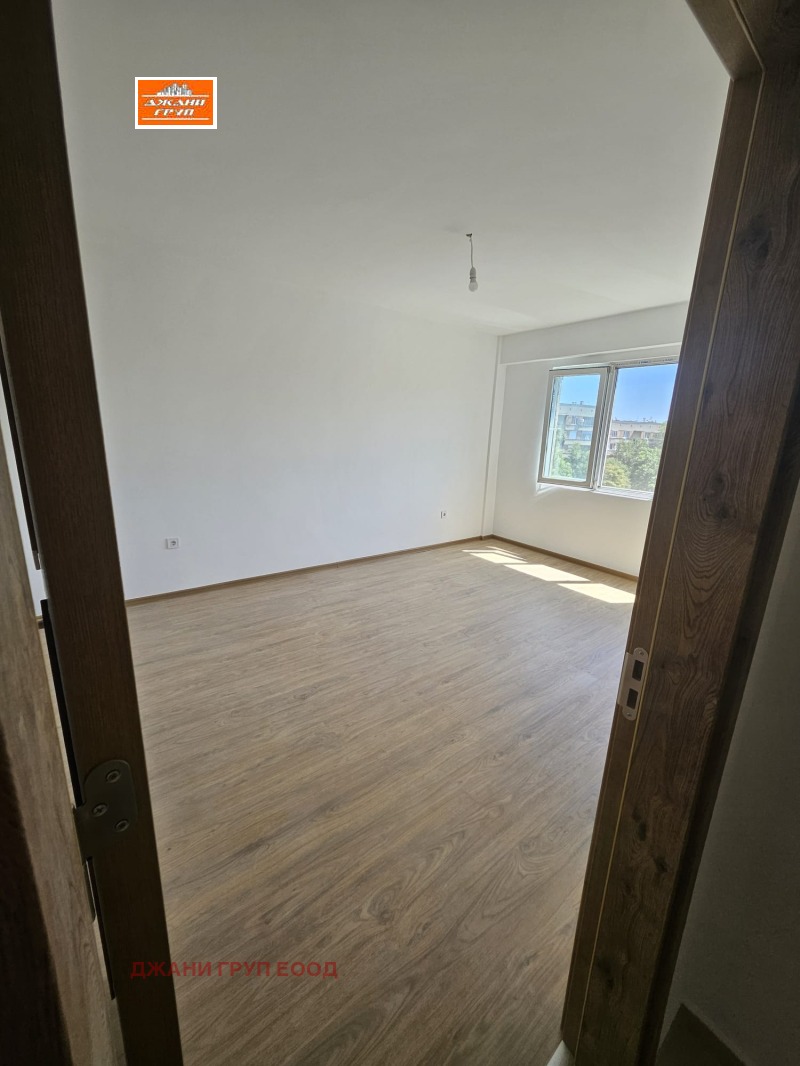 На продаж  2 спальні Шумен , Тракия , 62 кв.м | 32944377 - зображення [2]