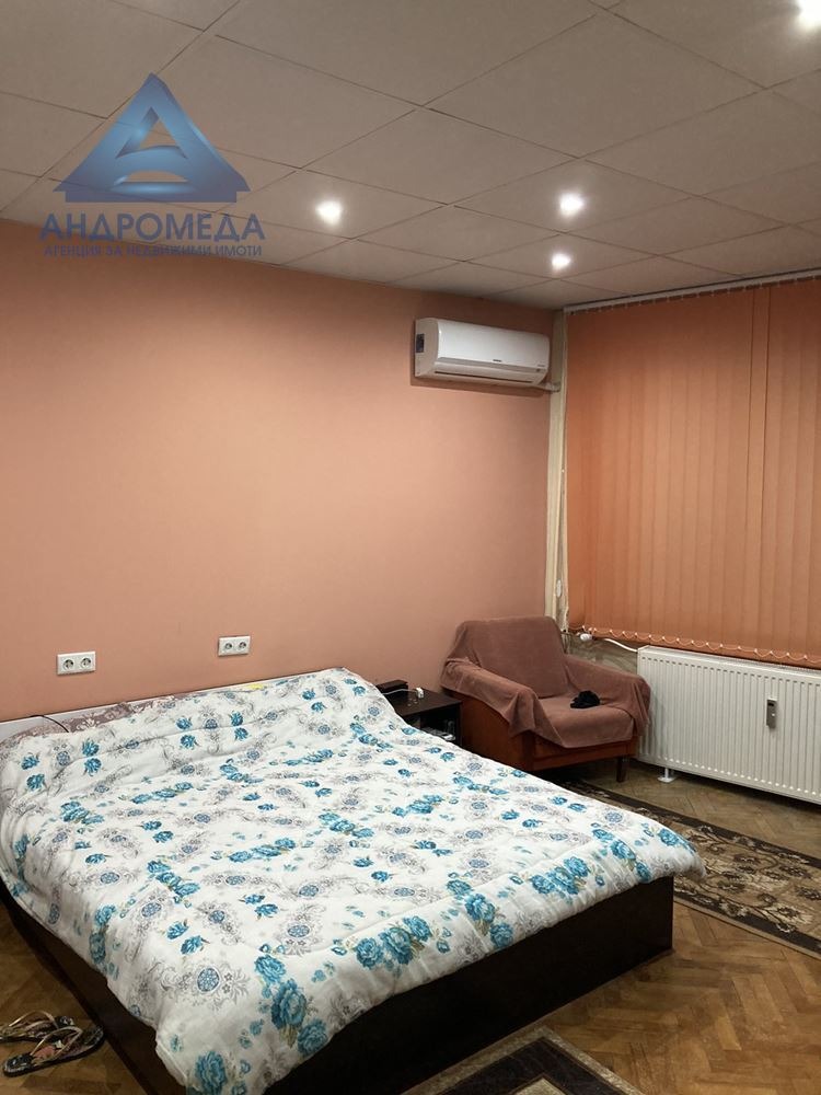 Продава  4-стаен град Плевен , Широк център , 125 кв.м | 14666607 - изображение [8]