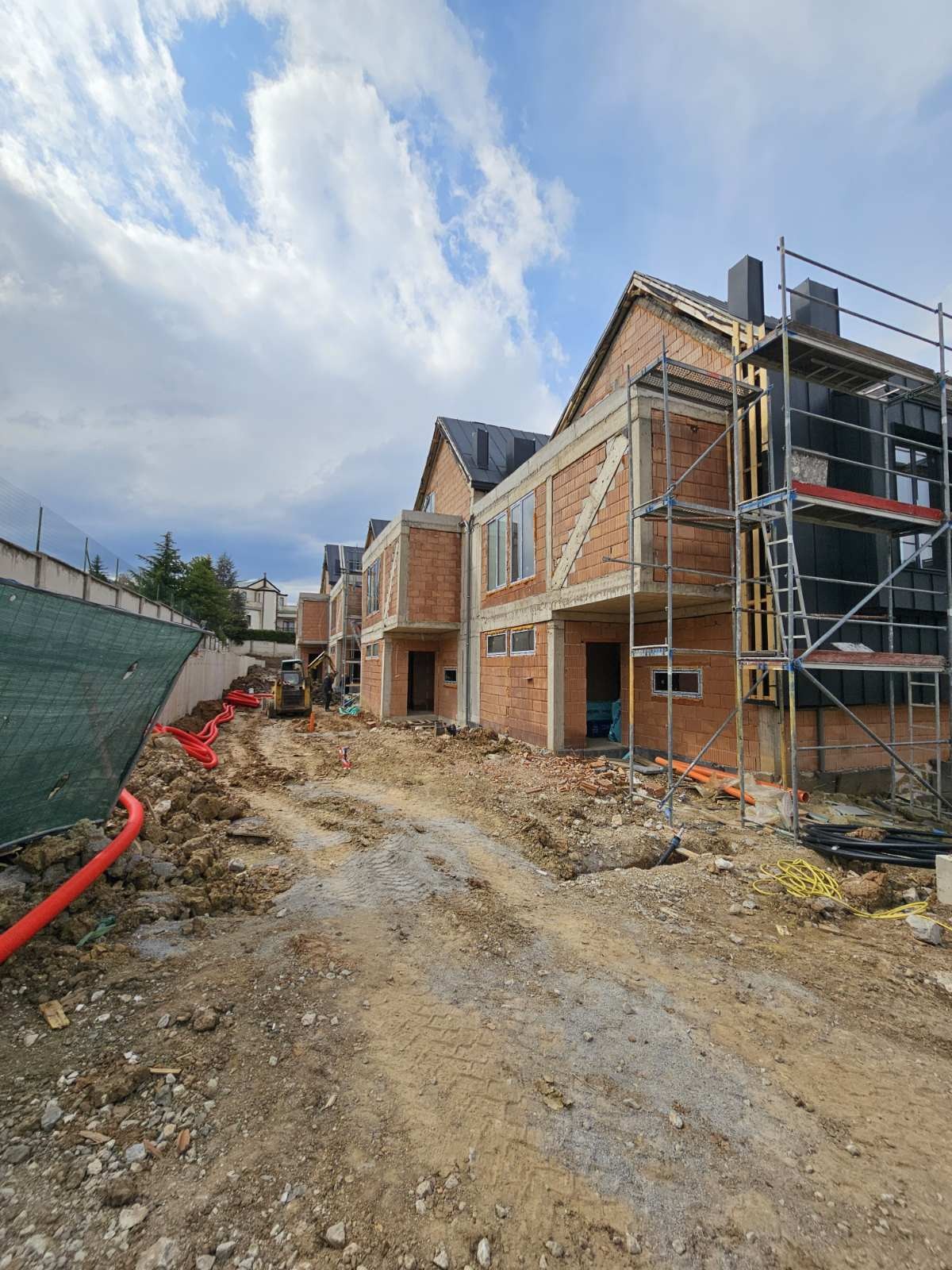 Продава КЪЩА, гр. София, м-т Камбаните