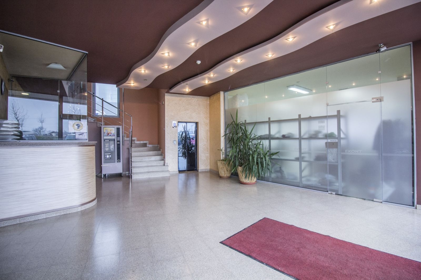 Продава БИЗНЕС ИМОТ, гр. София, Враждебна, снимка 2 - Други - 46763951