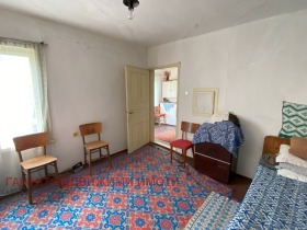 Hus Petko Slavejkov, region Gabrovo 4