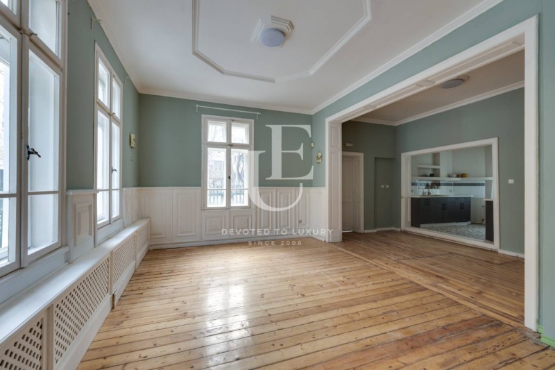 Продава КЪЩА, гр. София, Център, снимка 5 - Къщи - 52722436