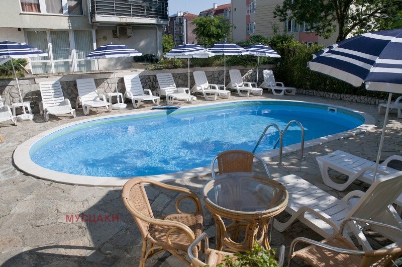 Продава ХОТЕЛ, с. Лозенец, област Бургас, снимка 2 - Хотели - 52197863