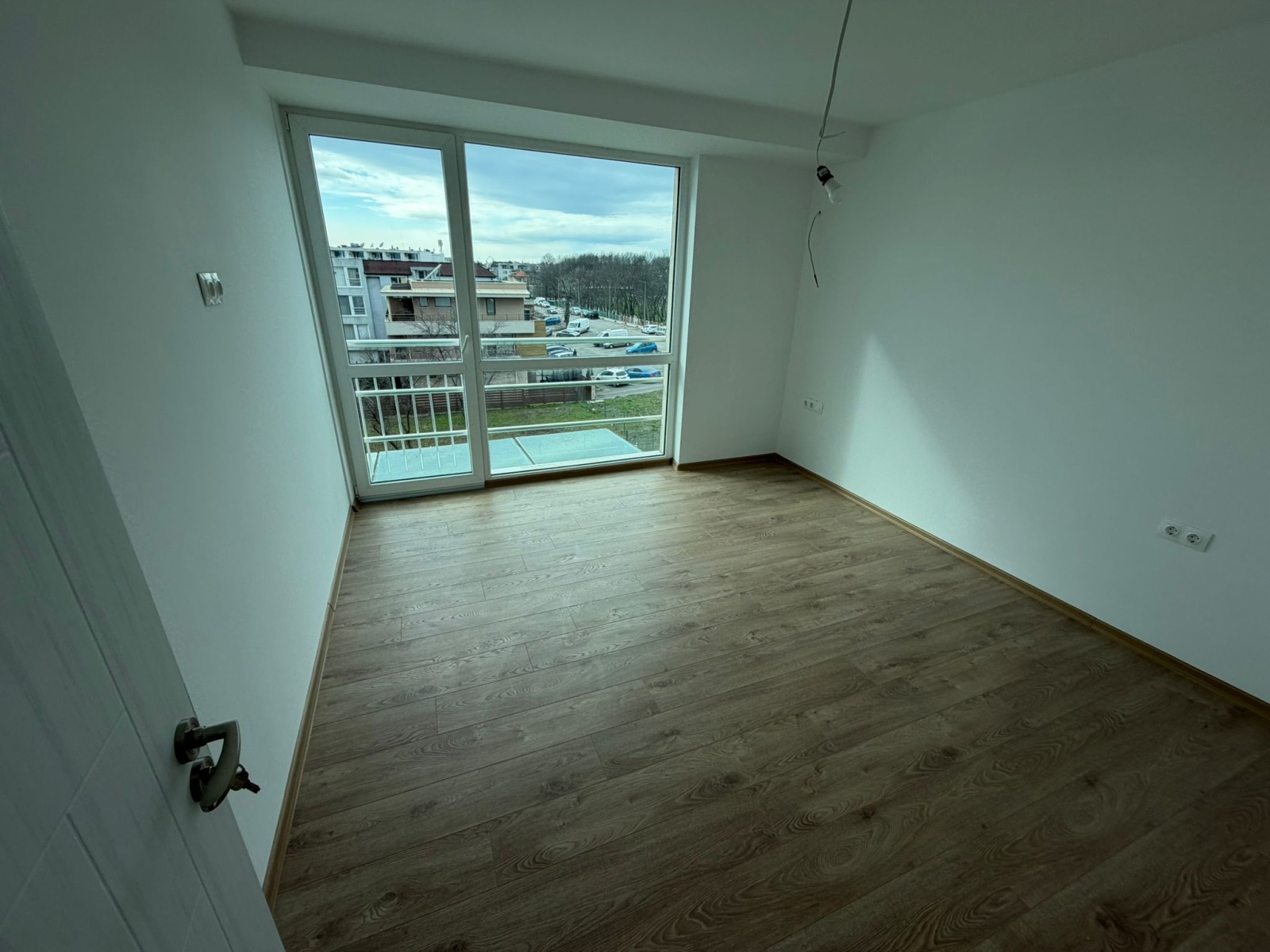 Продава 3-СТАЕН, гр. Бургас, Сарафово, снимка 3 - Апартаменти - 53612952