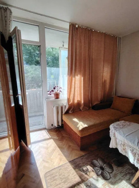 Zu verkaufen Studio