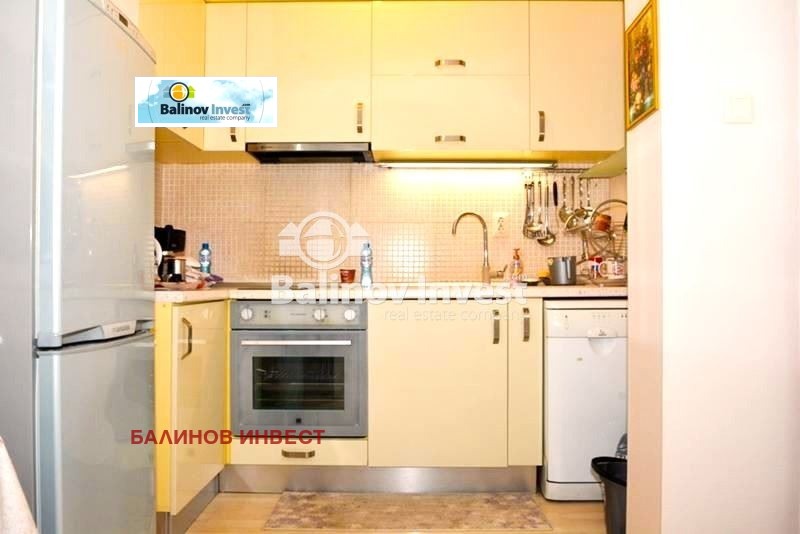 Продава 4-СТАЕН, гр. Варна, ВИНС-Червен площад, снимка 2 - Апартаменти - 52605922