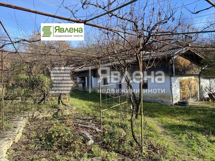 Продава КЪЩА, гр. Етрополе, област София област, снимка 4 - Къщи - 49276916