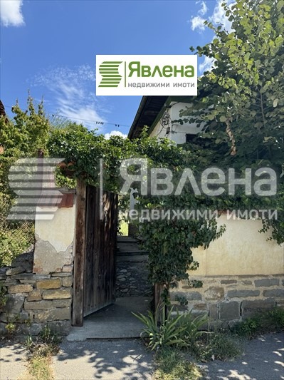 Продава КЪЩА, гр. Етрополе, област София област, снимка 14 - Къщи - 49276916