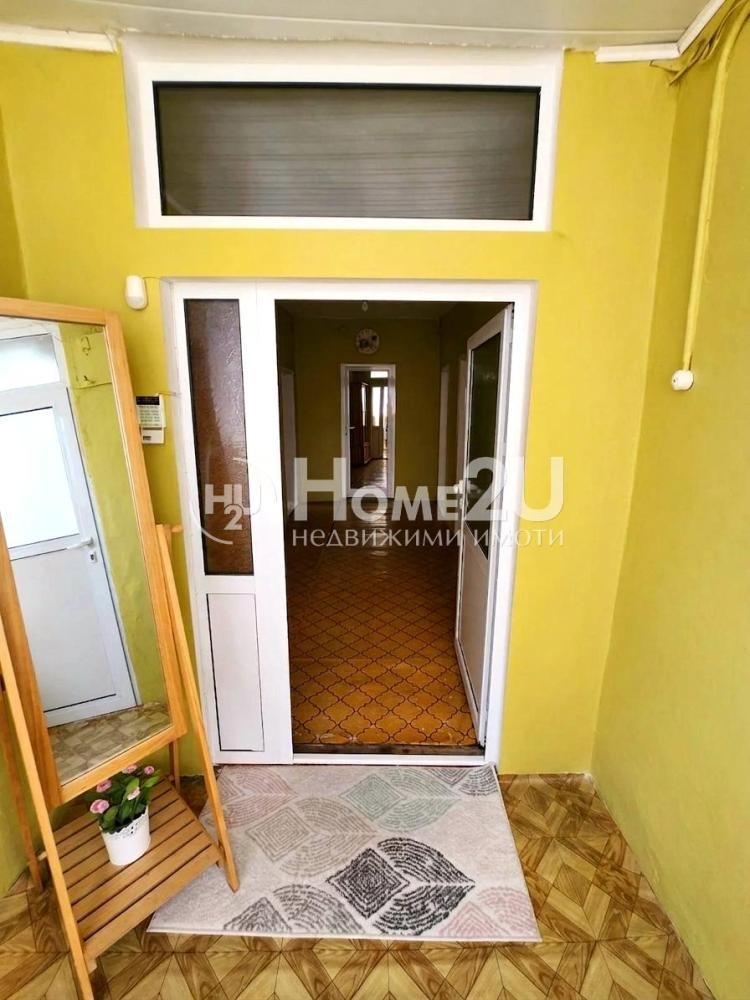 Продава КЪЩА, гр. Пирдоп, област София област, снимка 2 - Къщи - 55788835