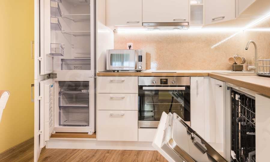 Продава 3-СТАЕН, гр. Варна, к.к. Св.Св. Константин и Елена, снимка 7 - Апартаменти - 54206400