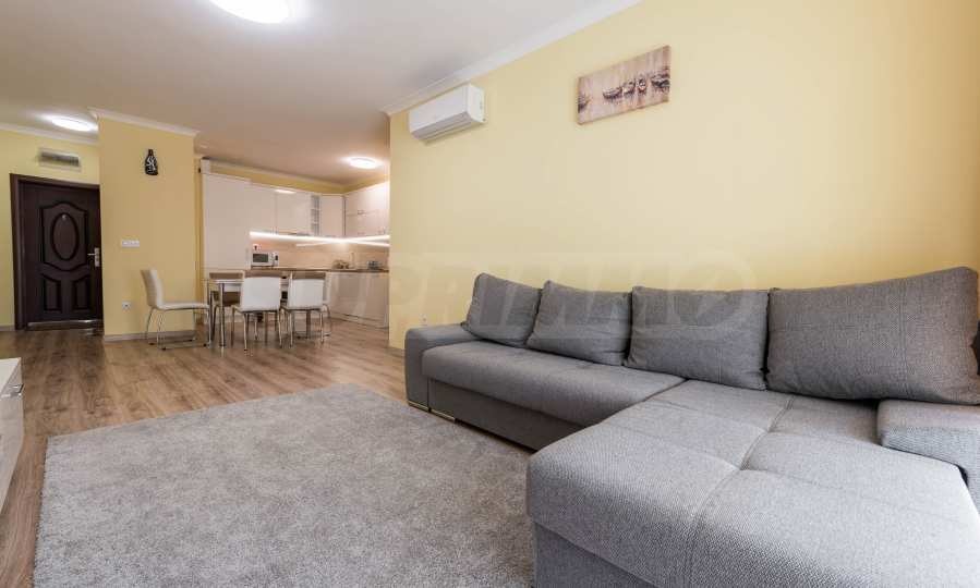 Продава 3-СТАЕН, гр. Варна, к.к. Св.Св. Константин и Елена, снимка 2 - Апартаменти - 54206400