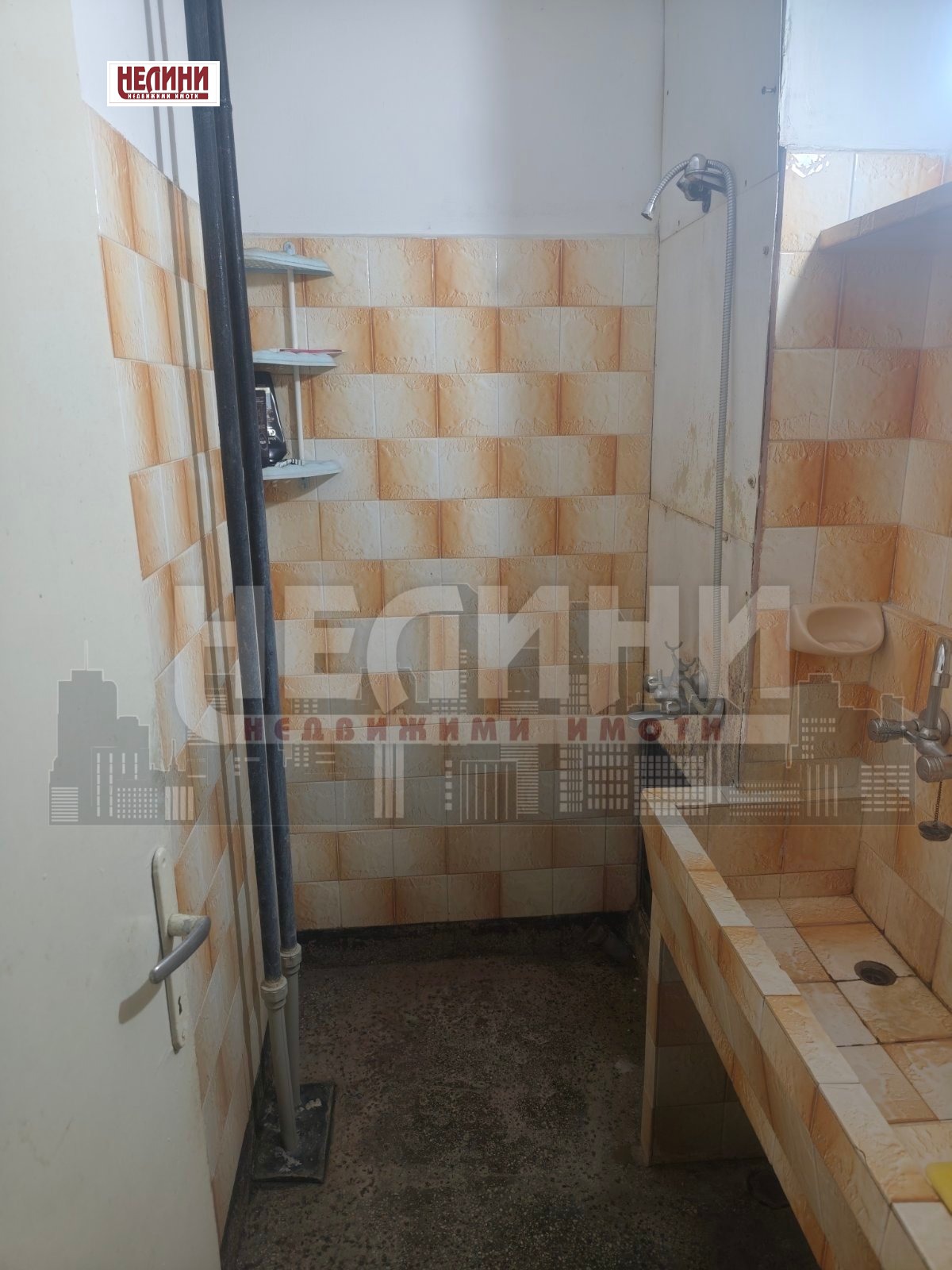 Продава 3-СТАЕН, гр. Русе, Възраждане, снимка 2 - Апартаменти - 55359125