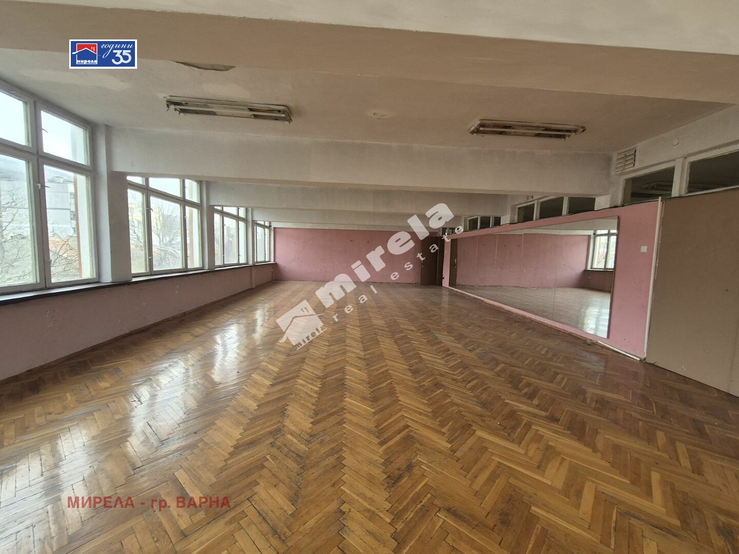 Продава МАГАЗИН, гр. Провадия, област Варна, снимка 12 - Магазини - 54203412