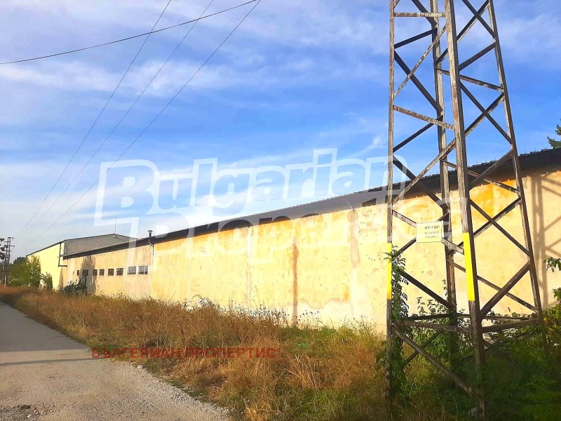 Продава ПРОМ. ПОМЕЩЕНИЕ в област Велико Търново, гр. Горна Оряховица - 870 кв.м / 430 000 € » 841 006.90 лв., БЪЛГЕРИАН ПРОПЕРТИС