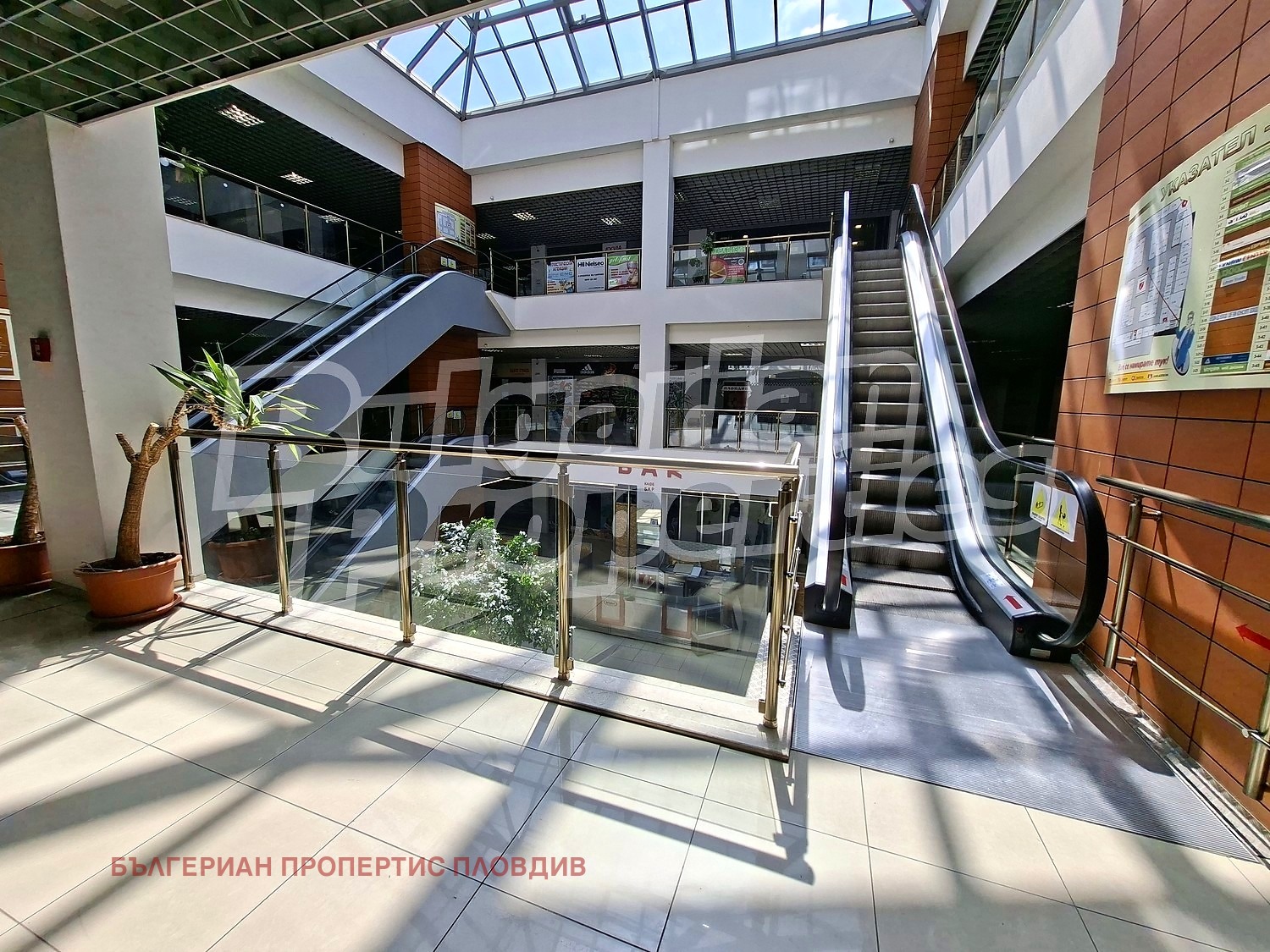 Продава МАГАЗИН, гр. Пловдив, Каменица 1, снимка 2 - Магазини - 54372134