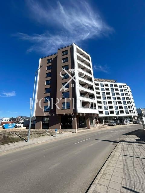 Продава  2-стаен, град Бургас, Славейков •  125 000 € • ID 47311242 — holmes.bg - [1] 