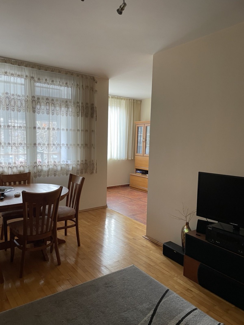 Продава  3-стаен град Пловдив , Център , 100 кв.м | 87622611