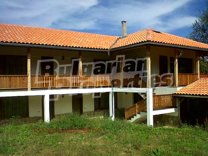 Продава КЪЩА в област Габрово, с. Скалско - 555 кв.м / 252 000 € » 492 869.16 лв., БЪЛГЕРИАН ПРОПЕРТИС
