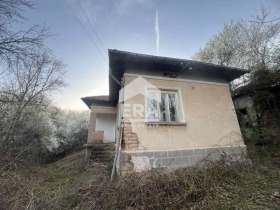 Продажба на имоти в с. Шума, област София - изображение 2 