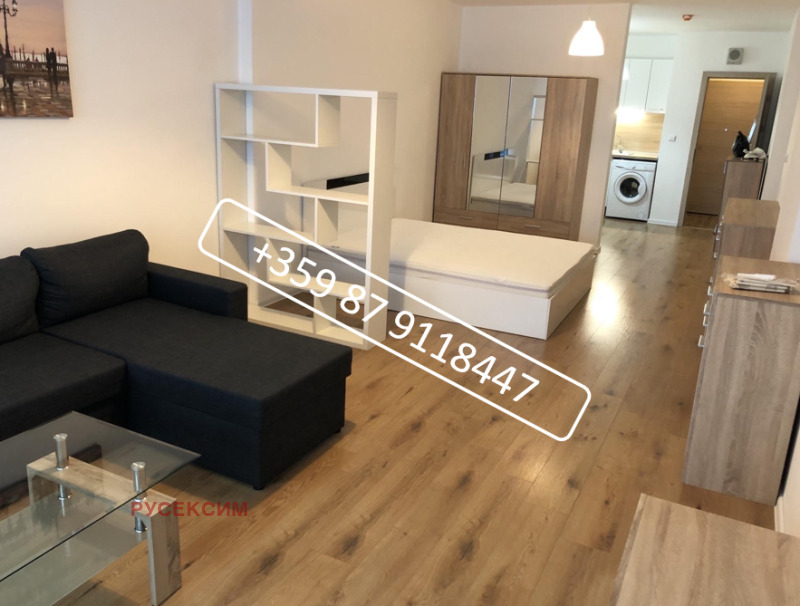À venda  Estúdio Sofia , Studentski grad , 67 m² | 94701674