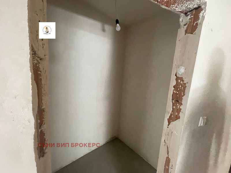 Till salu  2 sovrum Pleven , 9-ti kvartal , 127 kvm | 13097782 - bild [13]
