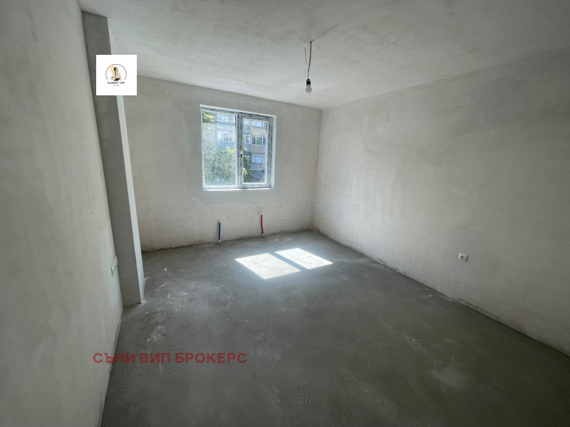 Till salu  2 sovrum Pleven , 9-ti kvartal , 127 kvm | 13097782 - bild [10]