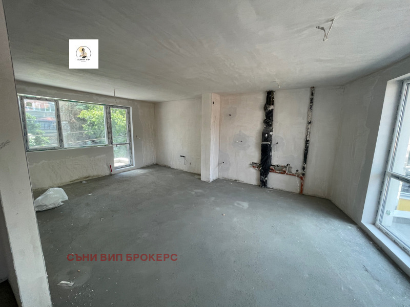 Продава  3-стаен град Плевен , 9-ти квартал , 127 кв.м | 13097782 - изображение [15]