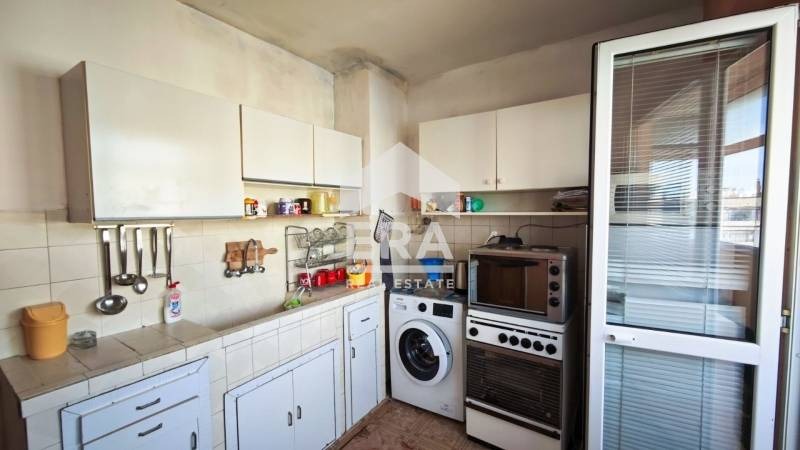 Продава 4-СТАЕН, гр. Търговище, Запад 2, снимка 7 - Апартаменти - 52570508