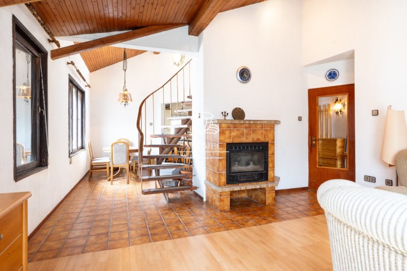 Na sprzedaż  3+ sypialni Burgas , Centar , 128 mkw | 55107645 - obraz [2]