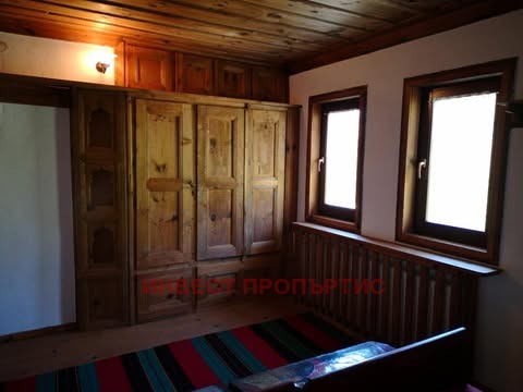 Продава КЪЩА, с. Ковачевица, област Благоевград, снимка 9 - Къщи - 56322723