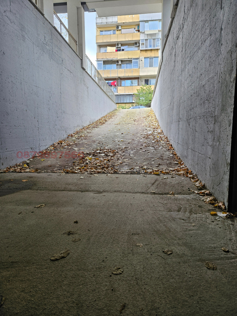 Продава ГАРАЖ, ПАРКОМЯСТО, гр. Варна, Младост 1, снимка 2 - Гаражи и паркоместа - 52832629