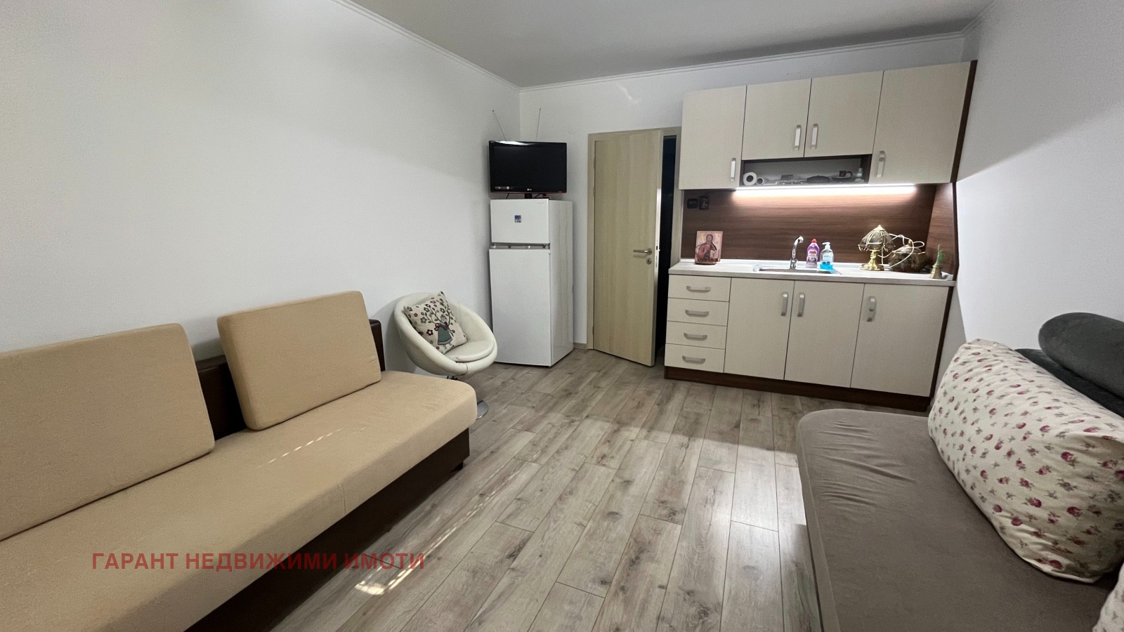 Продава 1-СТАЕН, гр. Габрово, Дядо Дянко, снимка 2 - Апартаменти - 56724982