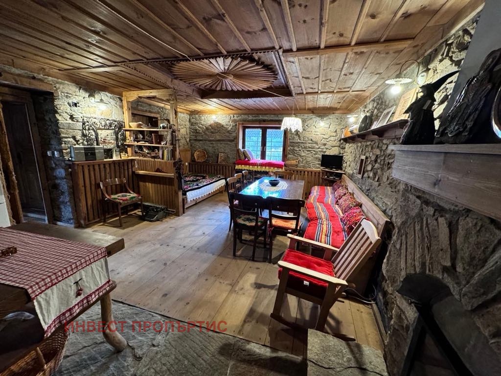 Продава КЪЩА, с. Ковачевица, област Благоевград, снимка 2 - Къщи - 56322723