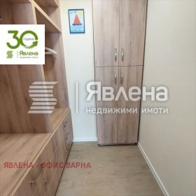 4-стаен град Варна, Левски 1 8