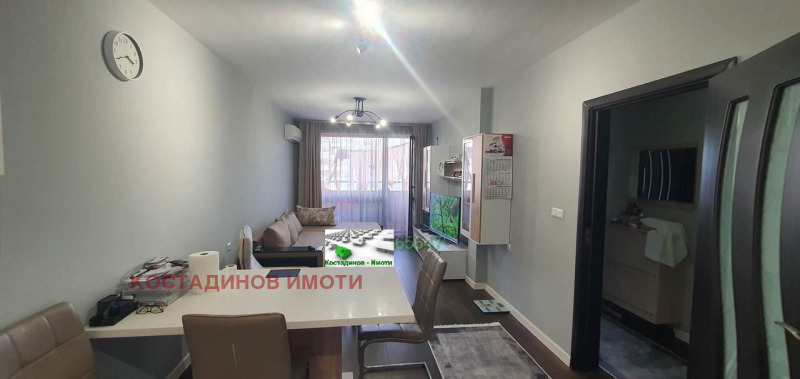 Продава  2-стаен град Пловдив , Тракия , 72 кв.м | 73448088 - изображение [3]