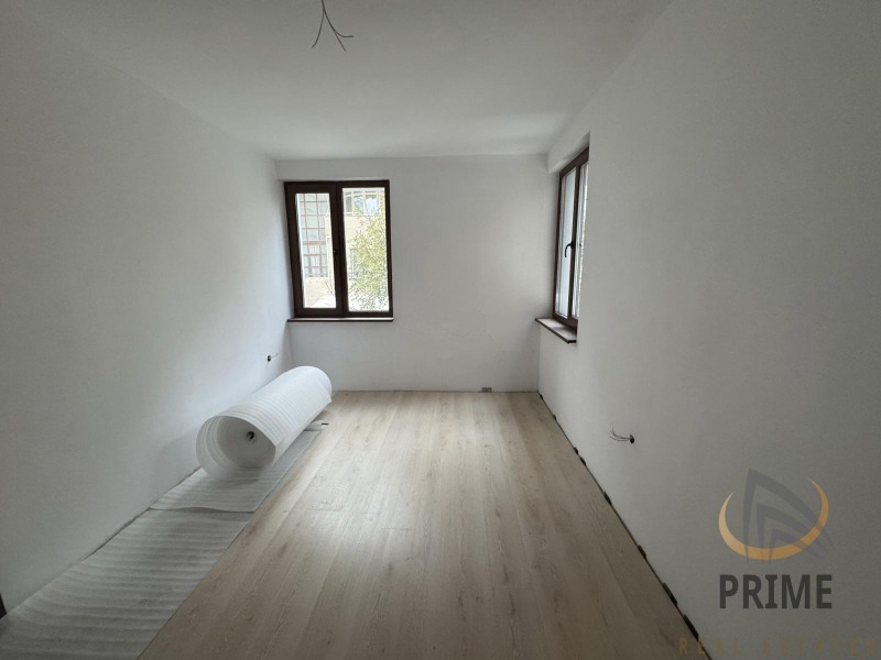 Продава 3-СТАЕН, гр. Бургас, Център, снимка 9 - Апартаменти - 52333835