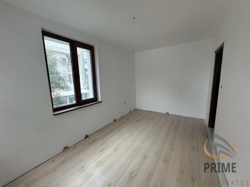 Продава 3-СТАЕН, гр. Бургас, Център, снимка 11 - Апартаменти - 52333835