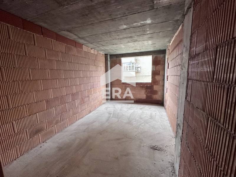 Продава 3-СТАЕН, гр. Велико Търново, Център, снимка 5 - Апартаменти - 52706838