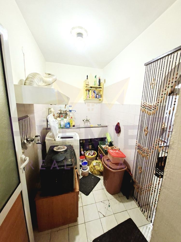 Продава 4-СТАЕН, гр. Варна, Лятно кино Тракия, снимка 7 - Апартаменти - 53677207