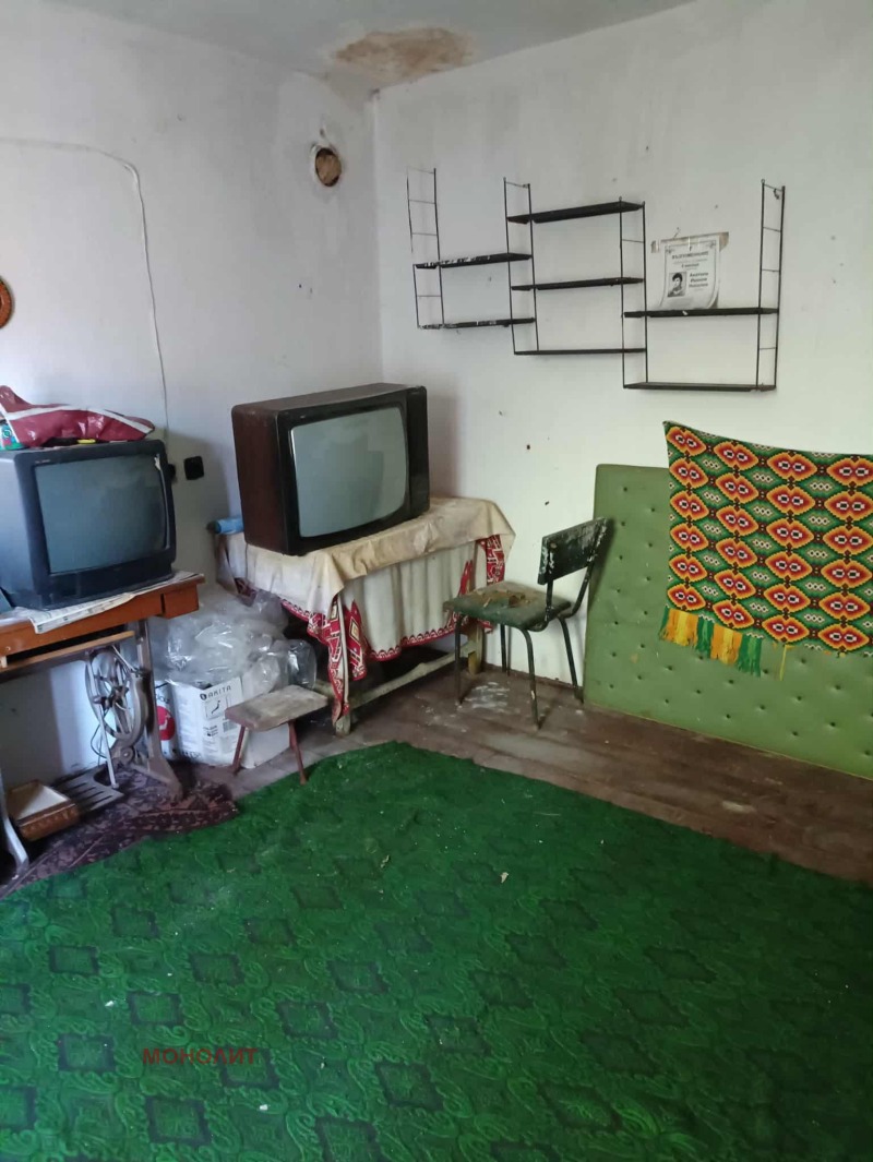 Myytävänä  Talo Gabrovo , Mladost , 44 neliömetriä | 40262464 - kuva [2]