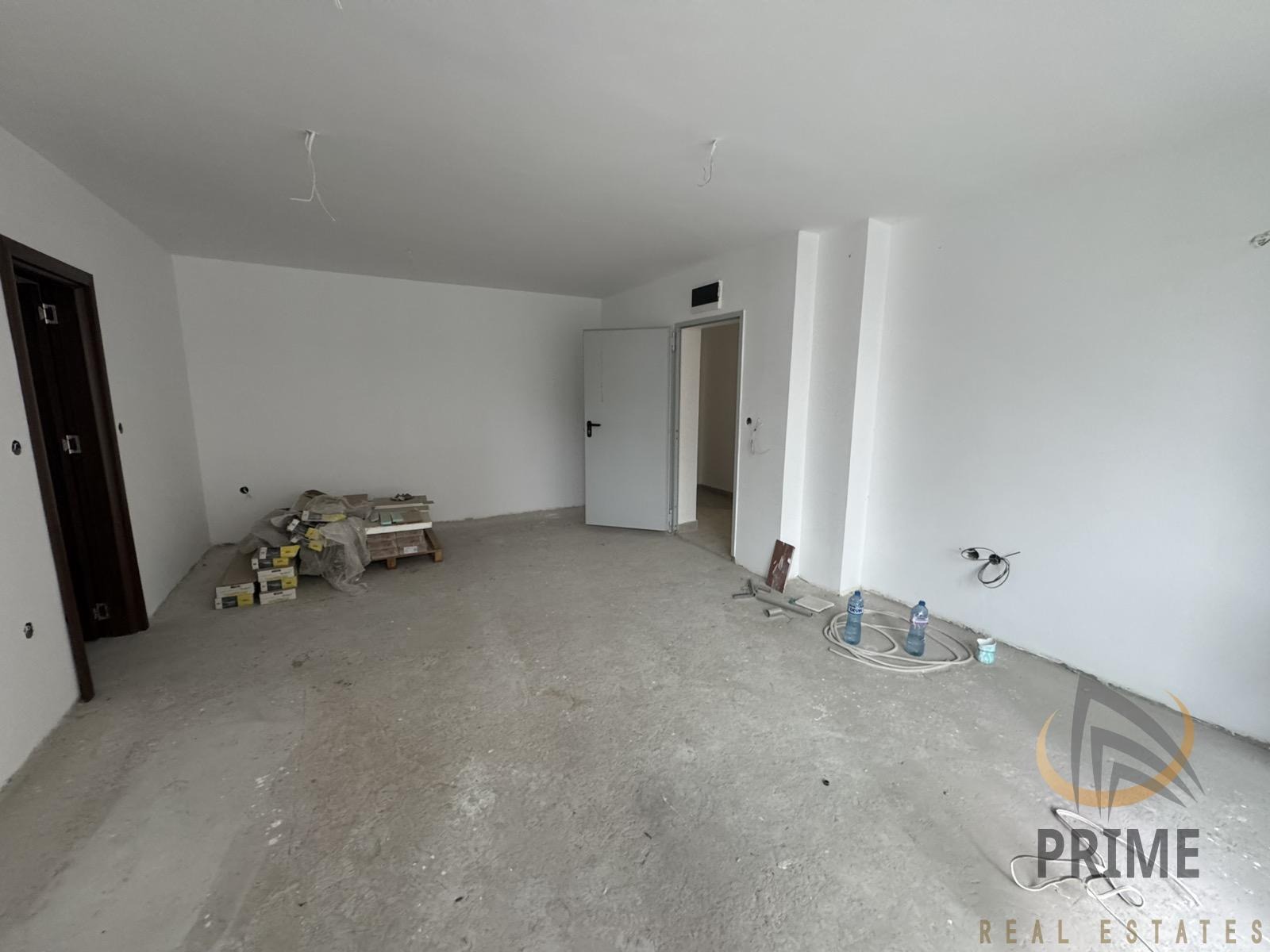 Продава 3-СТАЕН, гр. Бургас, Център, снимка 2 - Апартаменти - 52333835