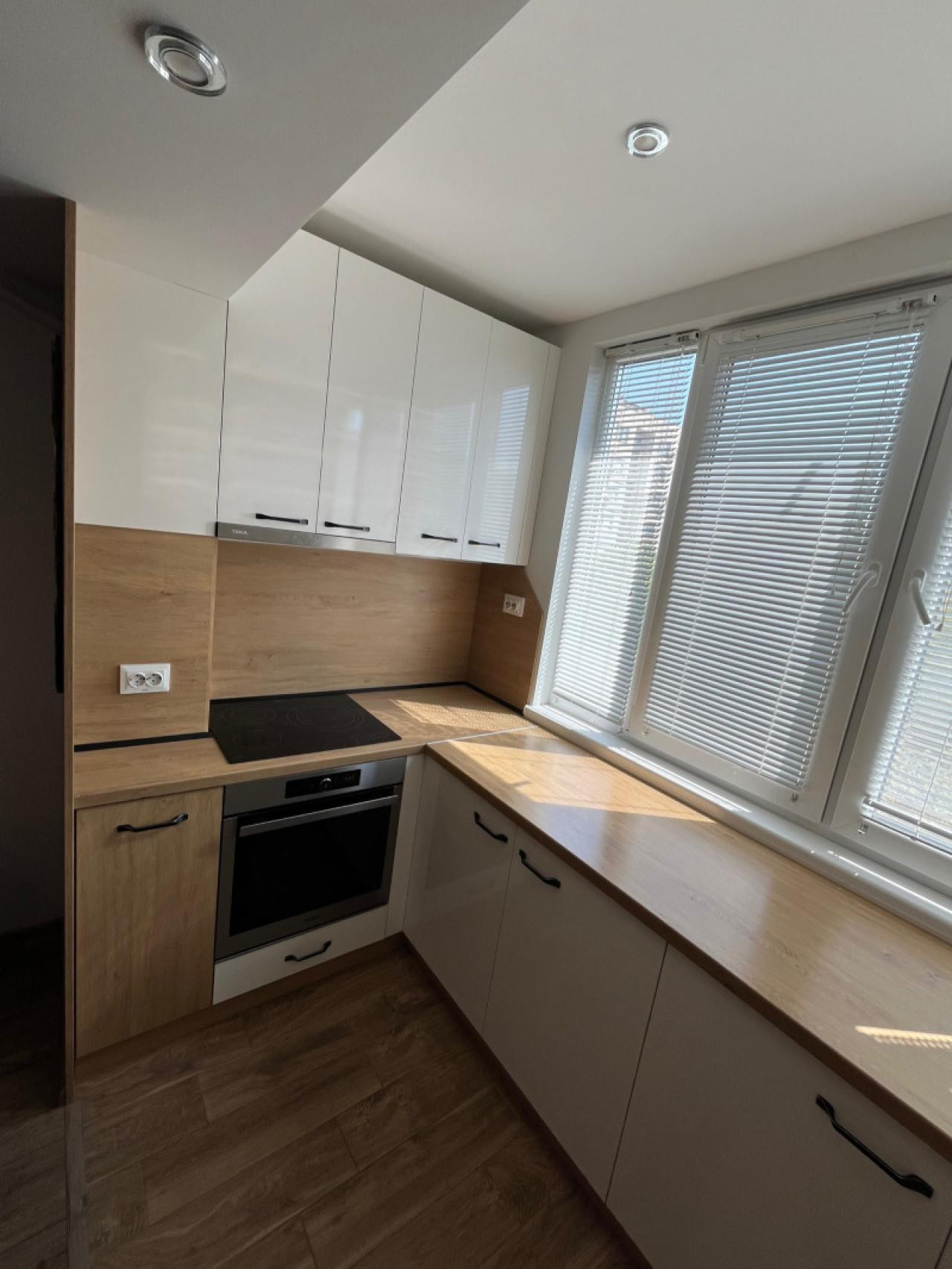 Продава 3-СТАЕН, гр. Пловдив, Христо Смирненски, снимка 2 - Апартаменти - 55448438