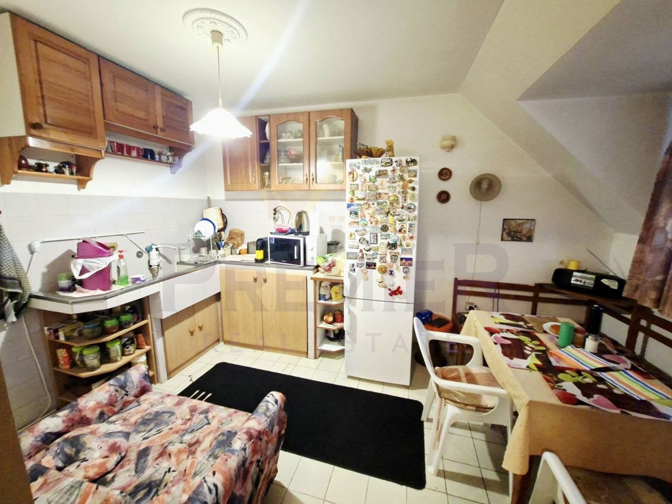 Продава 4-СТАЕН, гр. Варна, Лятно кино Тракия, снимка 2 - Апартаменти - 53677207