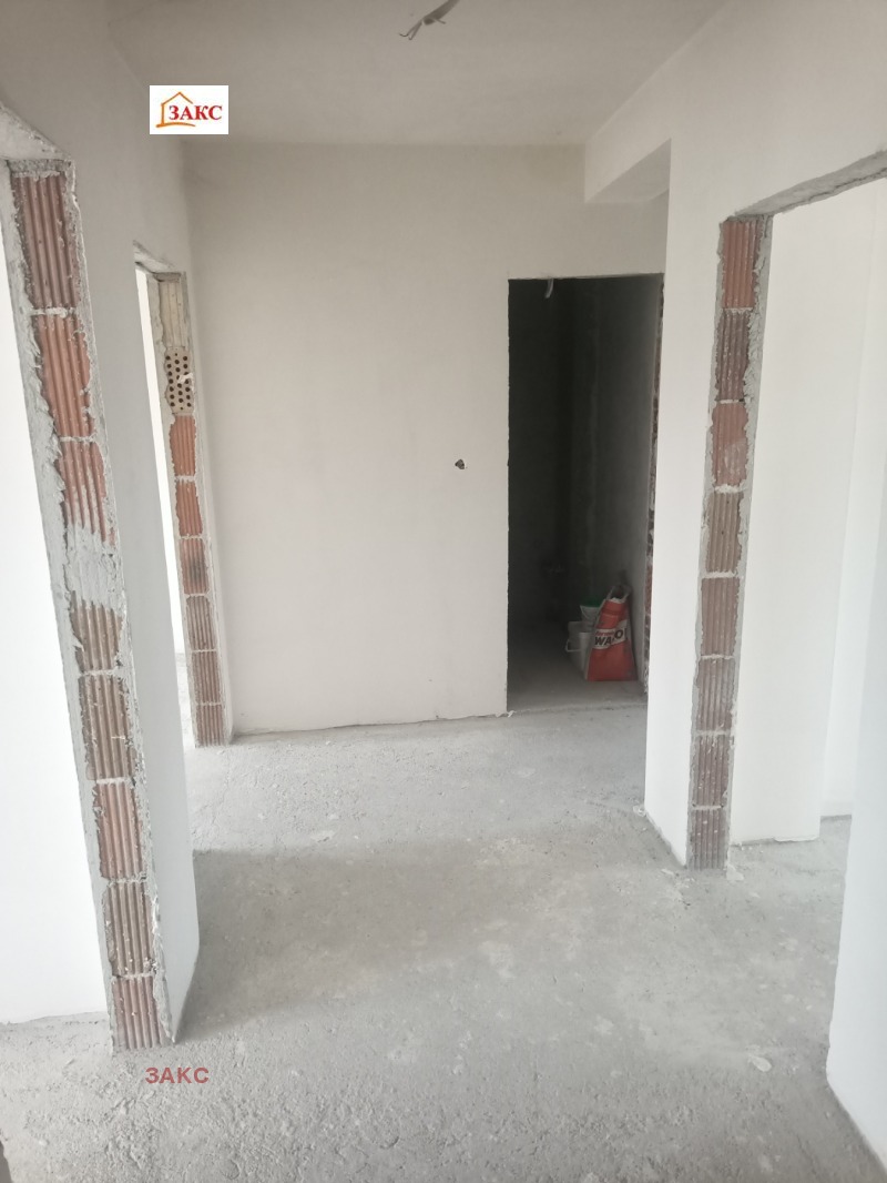 Продава 3-СТАЕН в град Кърджали, Възрожденци - 127 кв.м / 110 000 € » 215 141.30 лв., ЗАКС