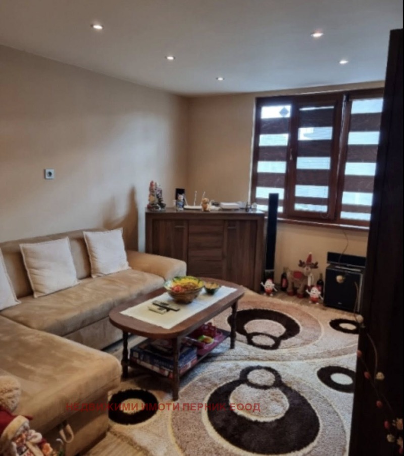 Продава 2-СТАЕН, град Перник, Център • 97000 € • 54480809 — Holmes.bg