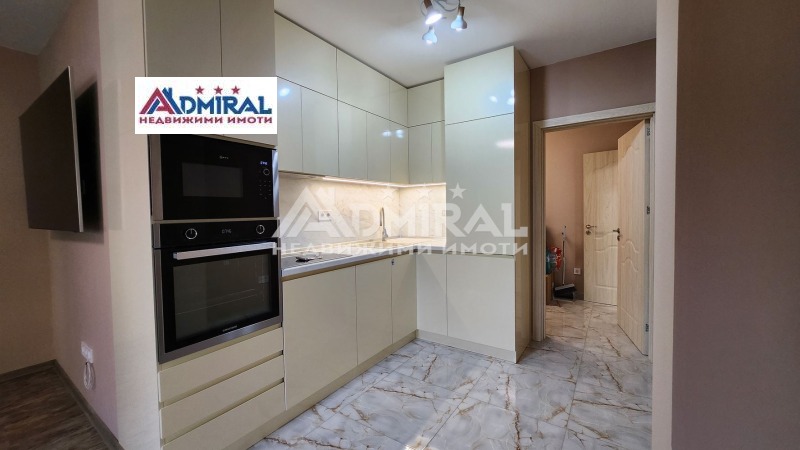 Продава 3-СТАЕН, гр. Сливен, Център, снимка 2 - Апартаменти - 53390349